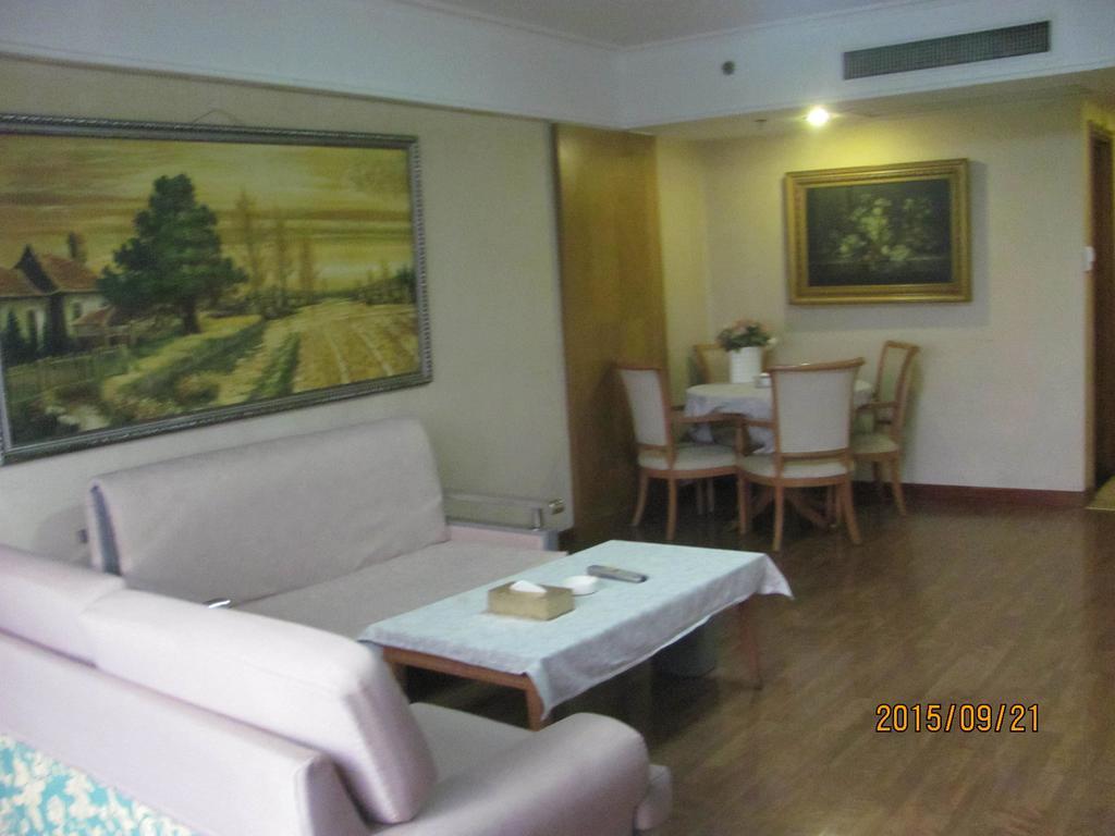 Beijing New World Cbd Apartment Room photo